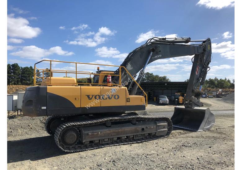 caption Volvo EC460BLC Excavator