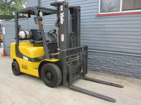 Yale 2.5 ton, Container Mast Used Forklift  #1482 - picture0' - Click to enlarge