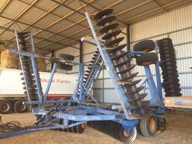 Grizzly S100 Offset Discs Tillage Equip - picture0' - Click to enlarge