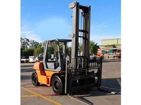 6T Toyota (5.1m Lift) LPG 5FG60 Forklift - picture0' - Click to enlarge