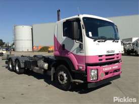 2010 Isuzu FVY1400 - picture0' - Click to enlarge