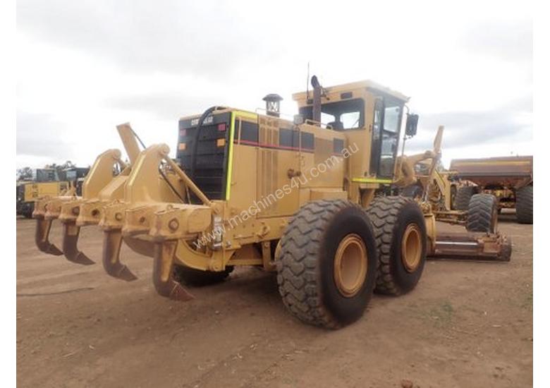 caption Caterpillar 16H Grader