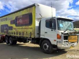 2006 Hino FL1J - picture0' - Click to enlarge
