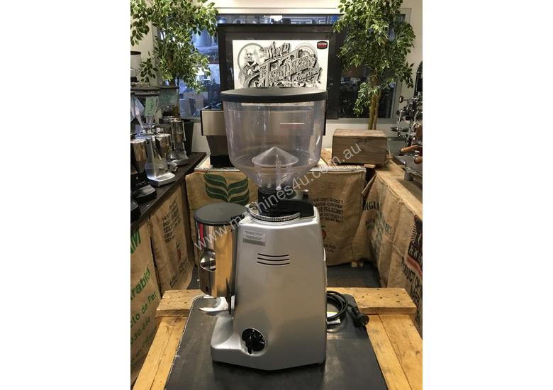 Used mazzer MAJOR AUTOMATIC Coffee Grinder in , Listed on Machines4u