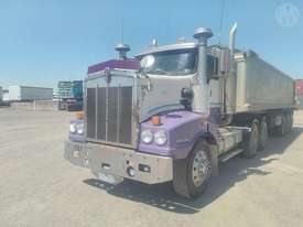 Kenworth T401 - picture1' - Click to enlarge