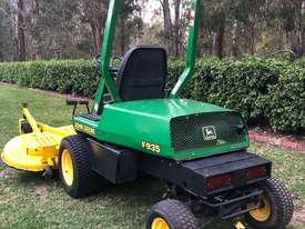 John Deere F935 front mow - picture0' - Click to enlarge