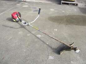 Honda UMK435U Brushcutter - picture0' - Click to enlarge