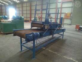 Industrial Conveying BAG Flattener - picture0' - Click to enlarge