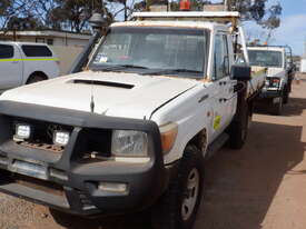 Toyota 2011 Landcruiser Ute - picture0' - Click to enlarge