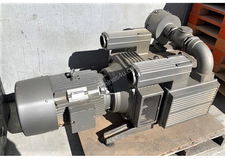 Used 2007 becker Becker VTLF 500 Vacuum oil free rotary vane pump