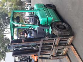 Weekend Special-HC 3.5 Ton Container Entry Forklift 2007 Nissan Engine Under 2000 hours only - picture1' - Click to enlarge
