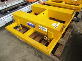 Lifting Frame, Capacity: 2,000kg - picture0' - Click to enlarge