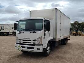 Isuzu FH FSR700 - picture1' - Click to enlarge