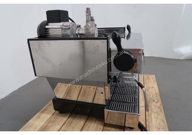 Used La Marzocco La Marzocco LINEA 2 Group Coffee Machine Coffee