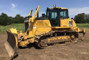 2017 Komatsu D65EX-18 2,590 hrs