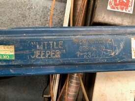 SPY JEEPER 7 VOLT METER - picture1' - Click to enlarge