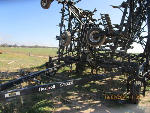 2006 Flexi-Coil ST820 Air Drills