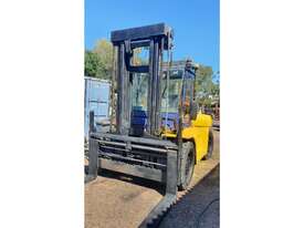 Komatsu FD100-6, 10Ton (4m Lift) Diesel Forklift - picture2' - Click to enlarge