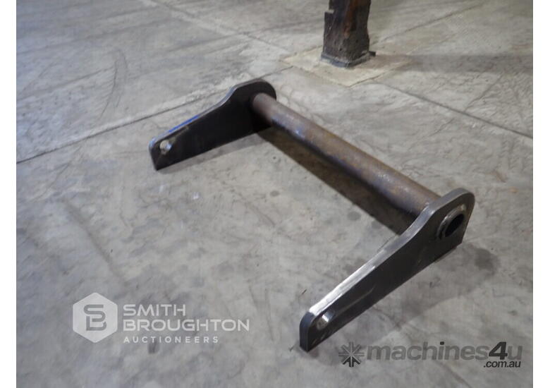Used BRACKETS MANITOU TELEHANDLER UNUSED Telehandler Parts in , Listed on Machines4u