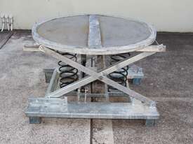 Pallet Leveller - picture0' - Click to enlarge