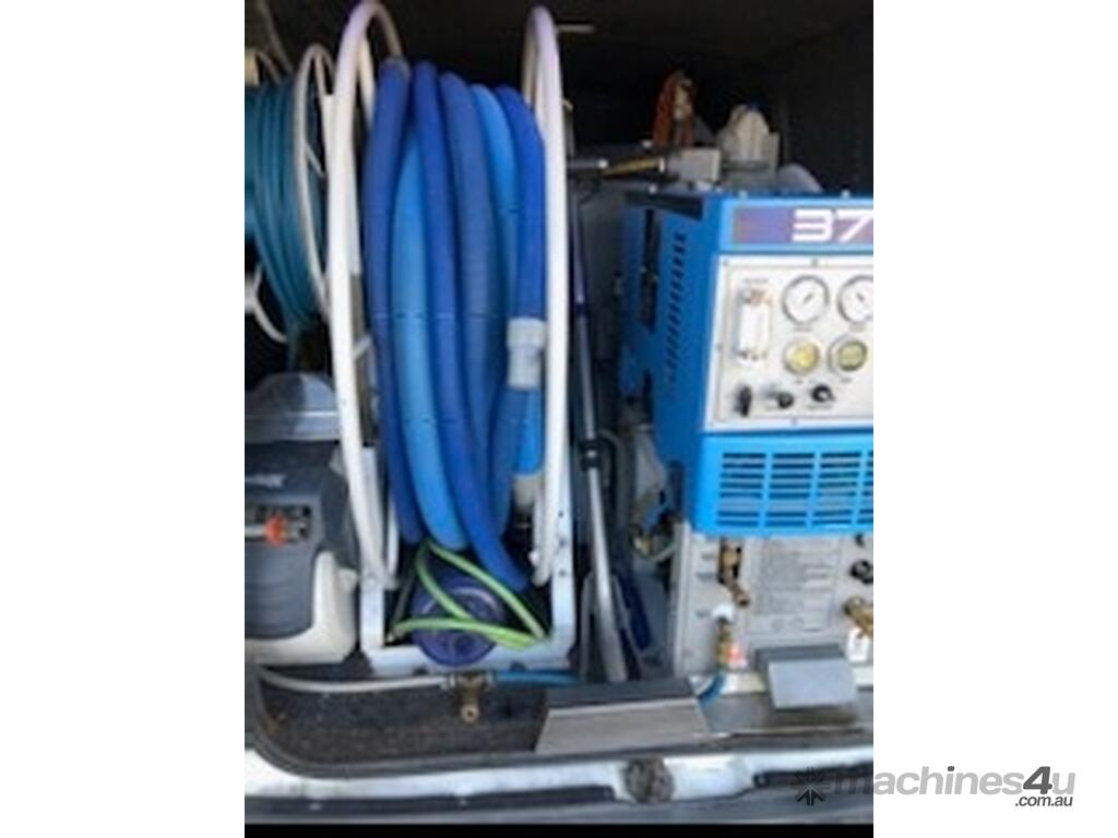 Used 2017 Sapphire Scientific 370SS Truckmount Sapphire Scientific