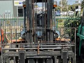 Used Toyota 4.5TON Forklift For Sale - picture1' - Click to enlarge