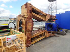 TYRE HANDLER TO SUIT LOADER - picture0' - Click to enlarge