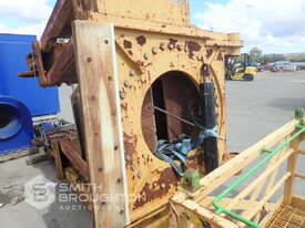 TYRE HANDLER TO SUIT LOADER - picture2' - Click to enlarge