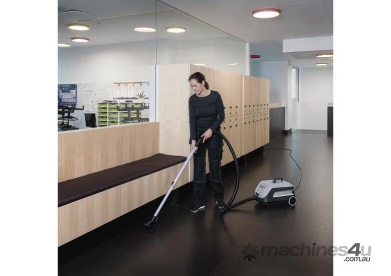 caption Nilfisk VP600 Vacuum