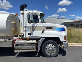 2000 MACK Prime Mover CH Water Cart - picture0' - Click to enlarge