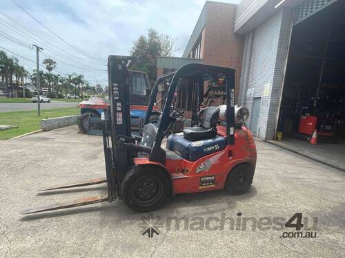 3.5 Tonne Container Mast Forklift For Sale