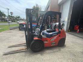 3.5 Tonne Container Mast Forklift For Sale - picture0' - Click to enlarge