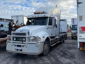 Freightliner Columbia - picture2' - Click to enlarge