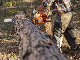 HUSQVARNA 460 Chainsaw - picture2' - Click to enlarge