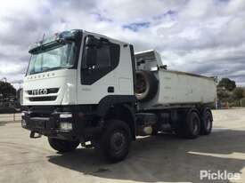 2011 Iveco TRAKKER - picture0' - Click to enlarge