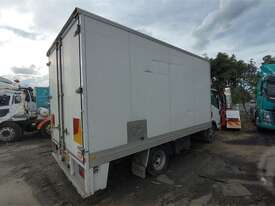 Isuzu NPR - picture1' - Click to enlarge