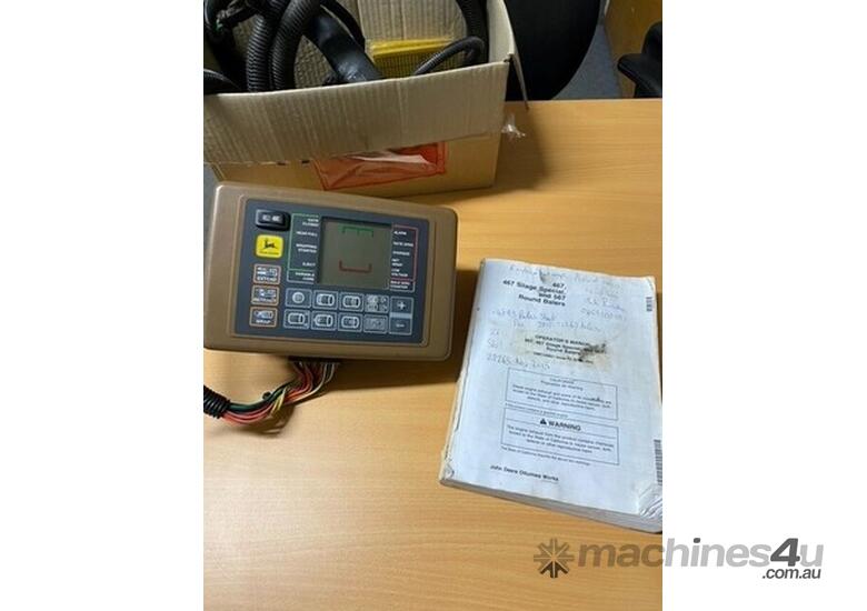 John Deere 467 Round Balers