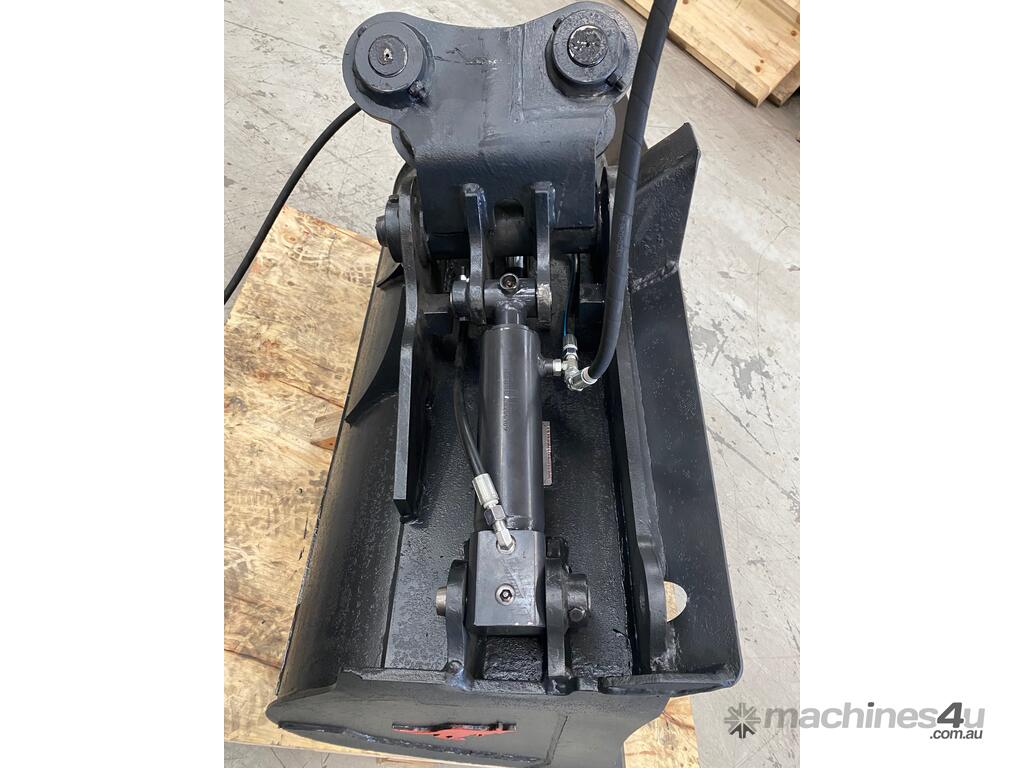 New roo attachments 46 Ton Excavator Tilt Bucket 1200 mm Bobcat