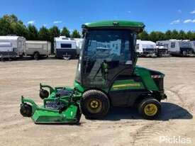 2016 John Deere 1585 Terrain Cut - picture1' - Click to enlarge