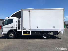 2010 Mitsubishi Fuso Canter 3.5 - picture1' - Click to enlarge