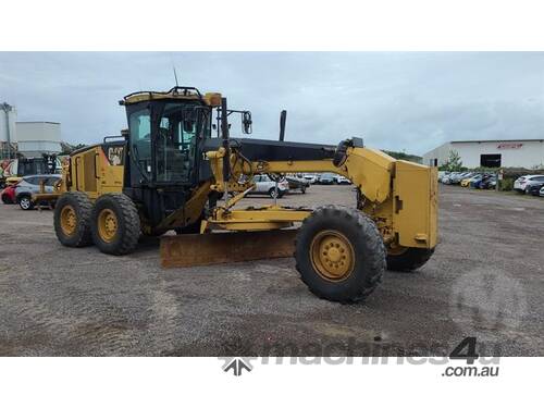 Caterpillar 12M