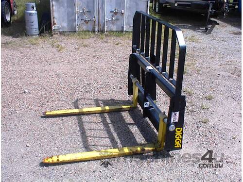 Skid steer fork attachment