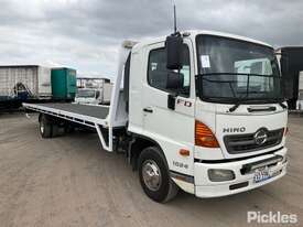 2010 Hino FD1J Series 2 - picture0' - Click to enlarge