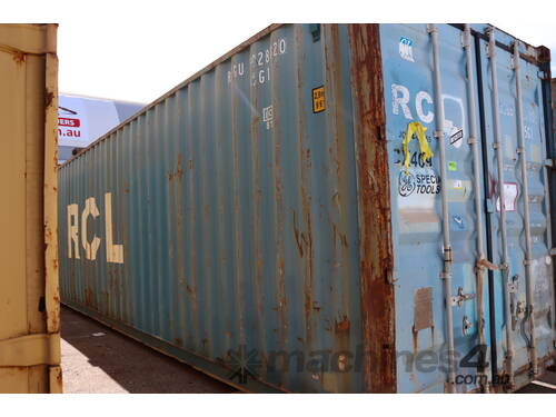 40 FOOT SHIPPING CONTAINER