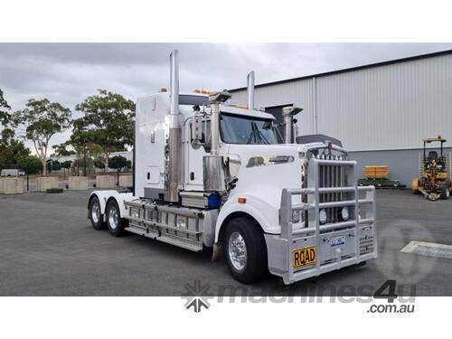 Kenworth T909