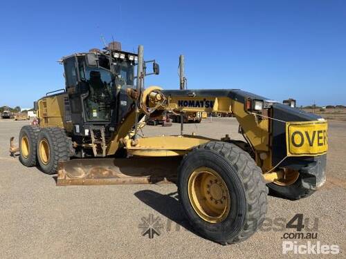 2012 Komatsu GD555-5