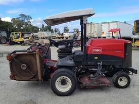 Toro Groundsmaster - picture2' - Click to enlarge