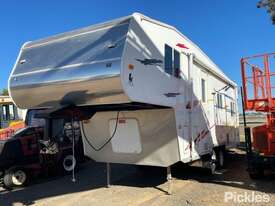 2007 Xtreme Caravans Fifth Wheel Caravan - picture1' - Click to enlarge