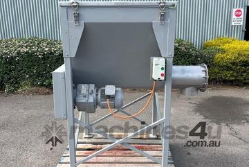 Mild Steel Live Hopper