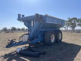 2004 Finch 18T Split Bin Chaser Bin  - picture0' - Click to enlarge